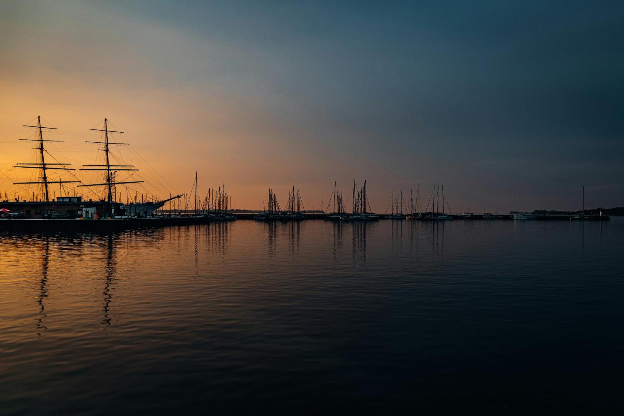 Studios Am Hafen シュトラールズント エクステリア 写真